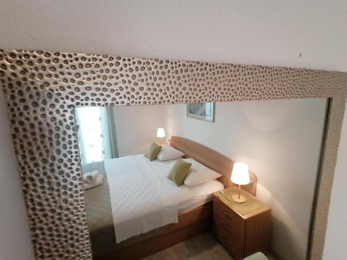 Apartmani Niki Hvar Đảo Hvar Ngoại thất bức ảnh