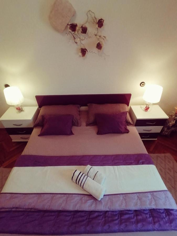 Apartmani Niki Hvar Đảo Hvar Ngoại thất bức ảnh