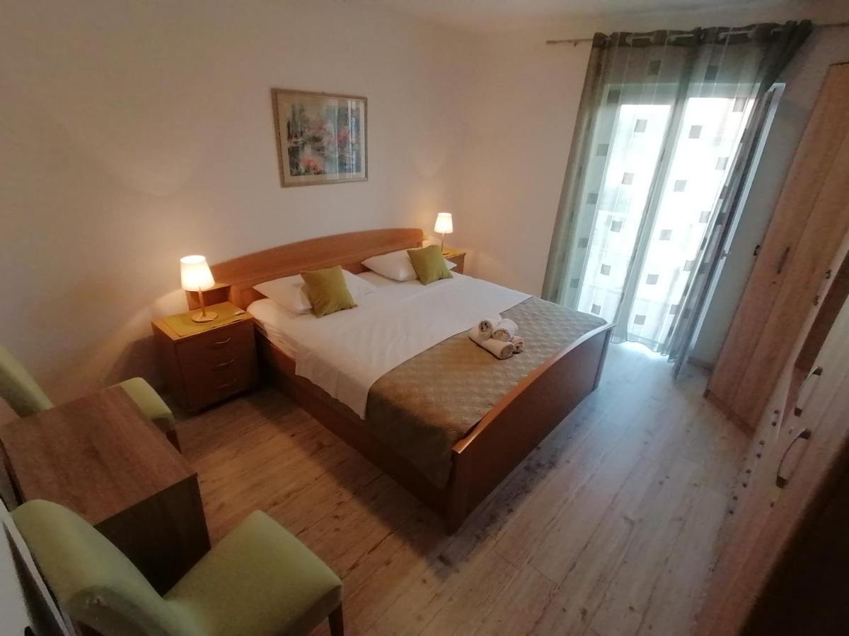 Apartmani Niki Hvar Đảo Hvar Ngoại thất bức ảnh