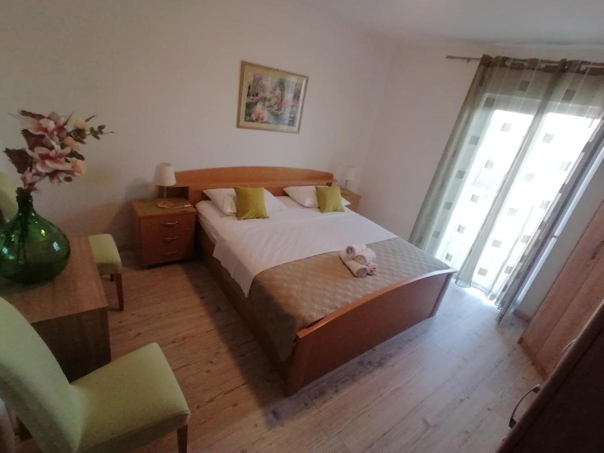 Apartmani Niki Hvar Đảo Hvar Ngoại thất bức ảnh