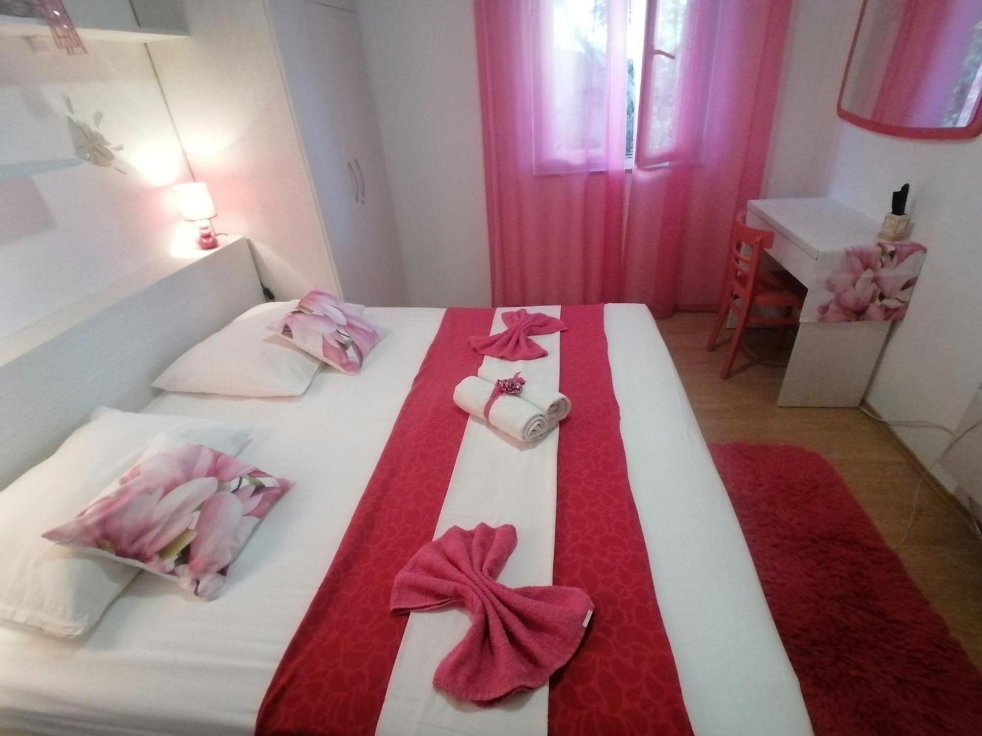 Apartmani Niki Hvar Đảo Hvar Ngoại thất bức ảnh